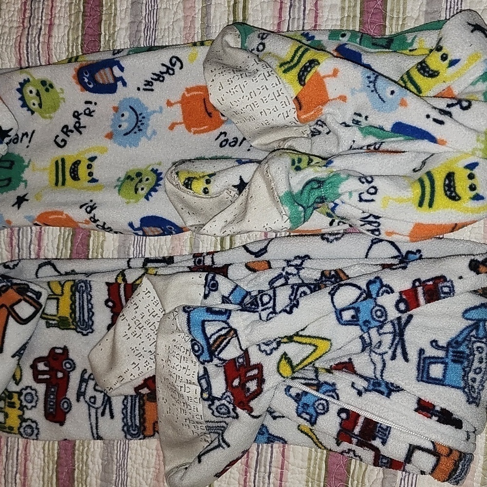 Lot of 2 Absorba Feet Pajamas Size 3T - Picture 3 of 5